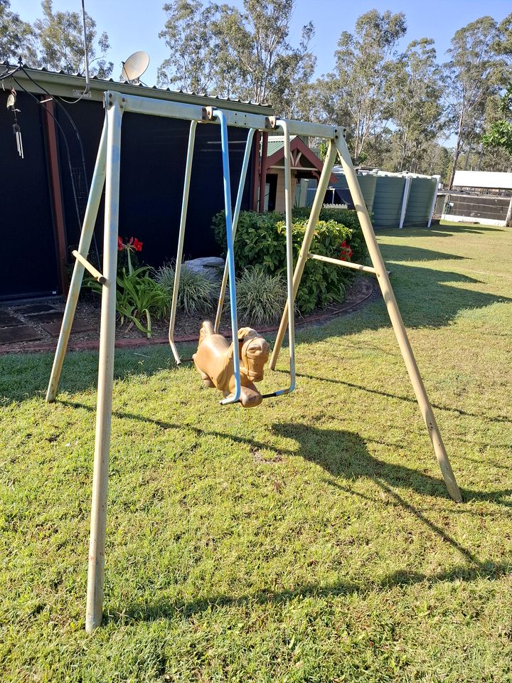 Country Farm Escape with Petting Animals, Playground & Pool in Queensland, Australia