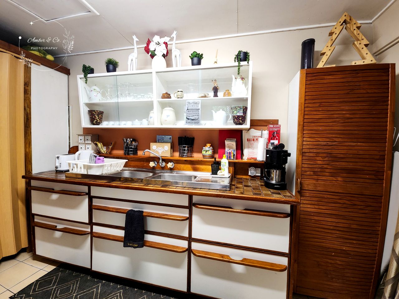 Country Farm Escape with Petting Animals, Playground & Pool in Queensland, Australia