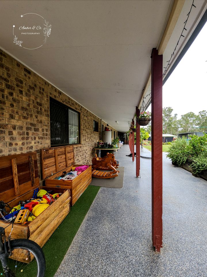 Country Farm Escape with Petting Animals, Playground & Pool in Queensland, Australia