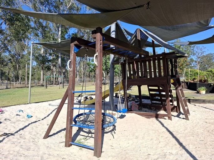 Cottages (Australia, --, --)