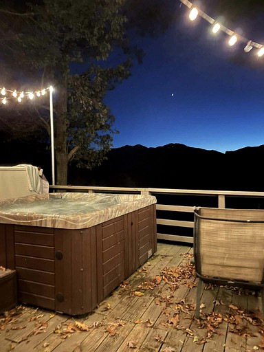 Cabins (United States of America, Clyde, North Carolina)