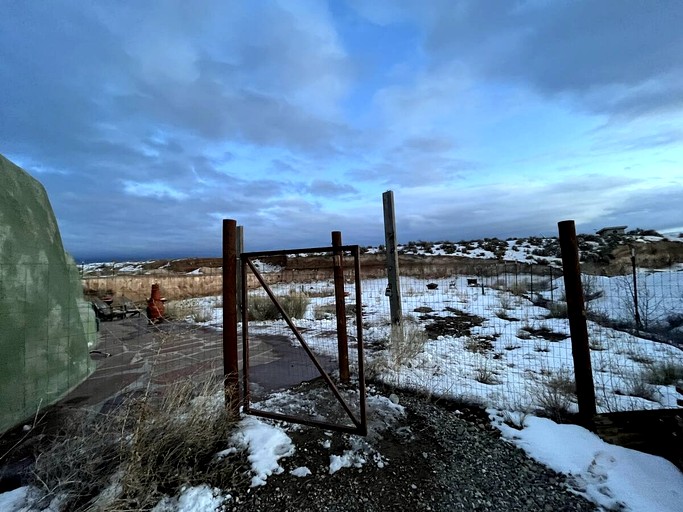 Caves (United States of America, Tres Piedras, New Mexico)
