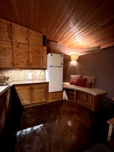 Caves (United States of America, Tres Piedras, New Mexico)