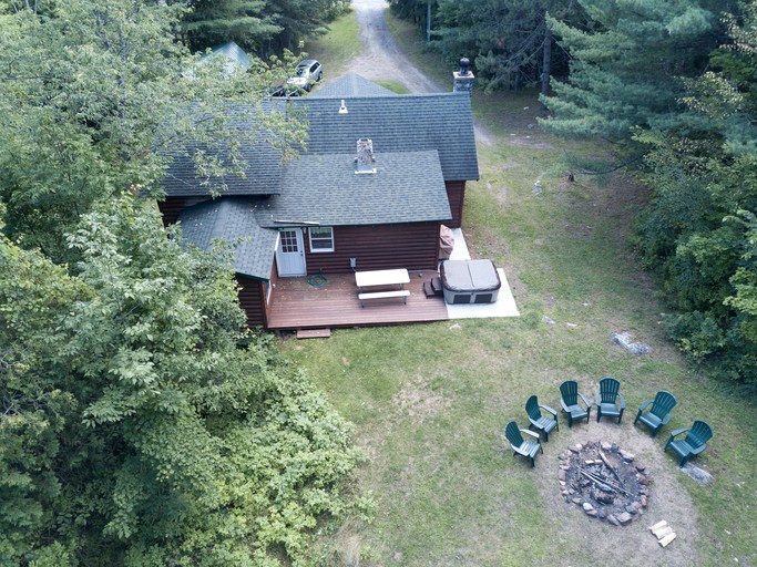 Cabins (United States of America, Wilmington, New York)