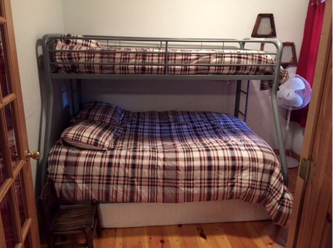 Cabins (United States of America, Wilmington, New York)