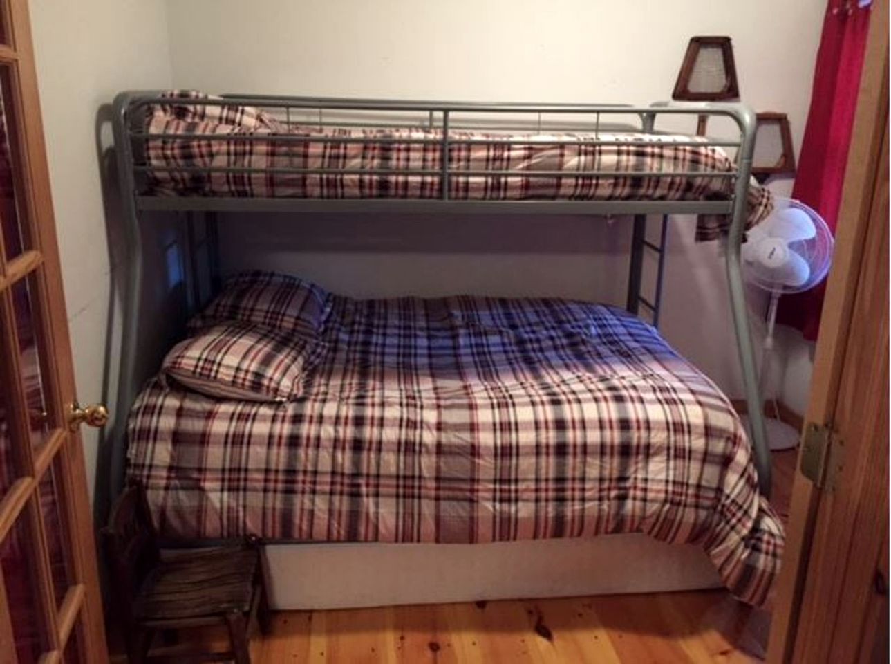 Rustic Cabin Retreat with Hot Tub and Mountain Views in Wilmington, New York