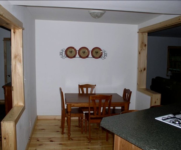 Cabins (United States of America, Wilmington, New York)