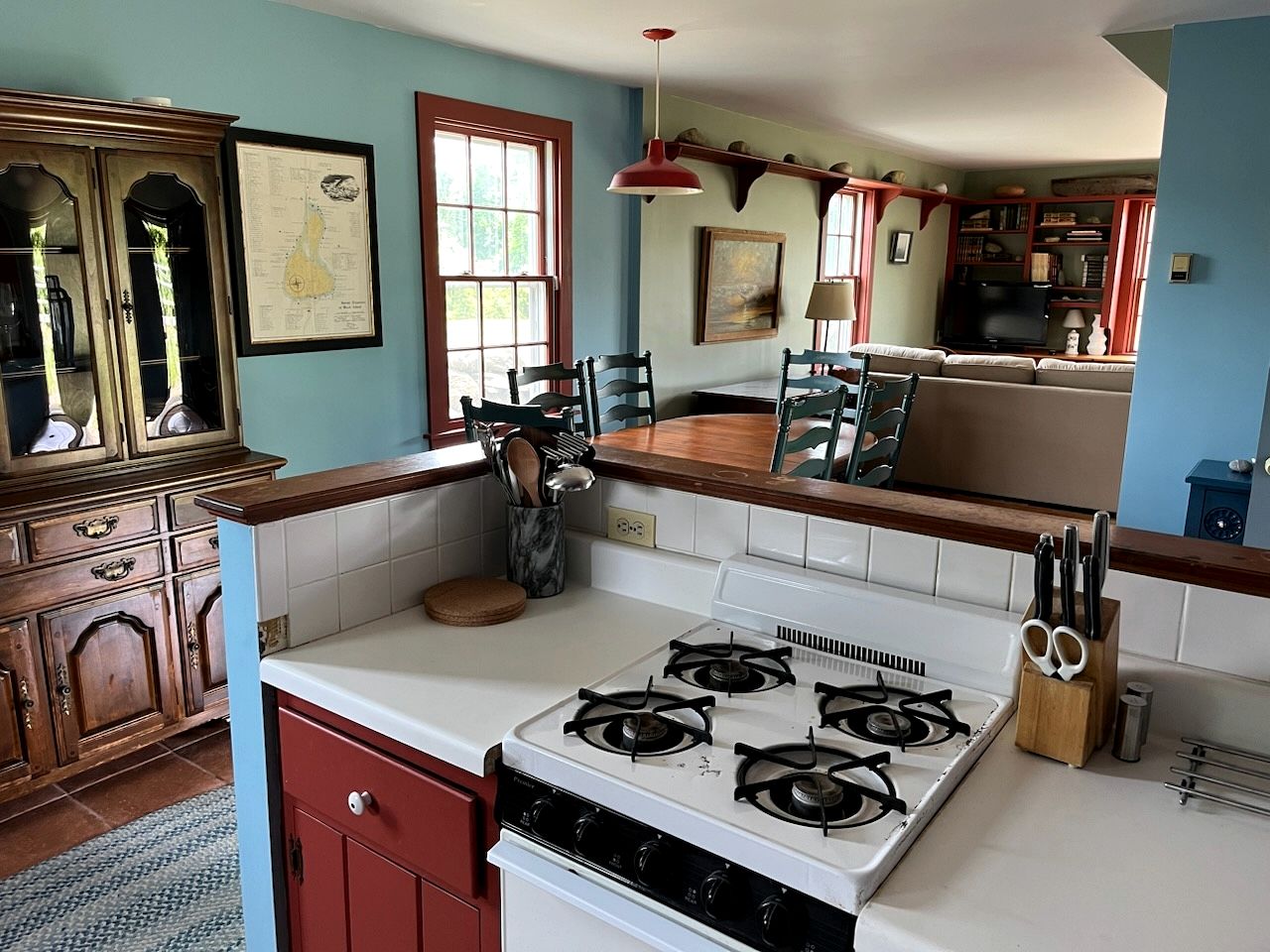 Chic Rustic Cottage Overlooking the Vines with Gorgeous Views on Block Island, Rhode Island