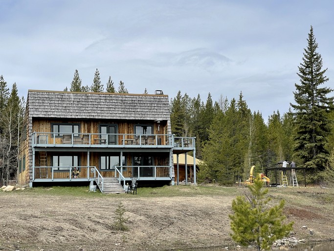 Secluded Off-Grid Cabin with Glacier Park Views and Wall Tents near Polebridge, Montana