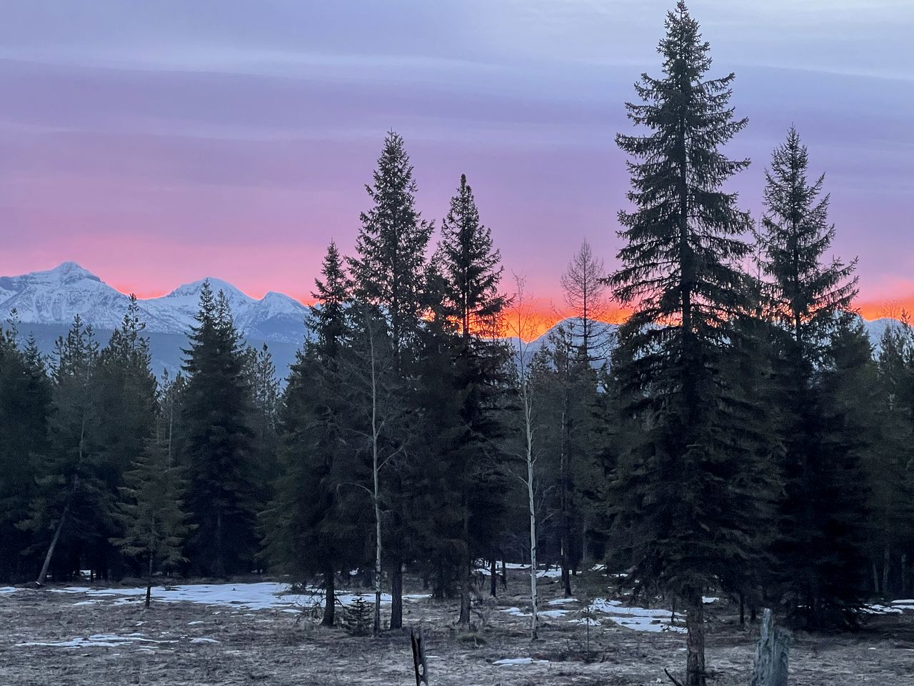 Secluded Off-Grid Cabin with Glacier Park Views and Wall Tents near Polebridge, Montana