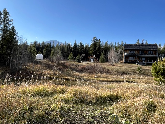 Cabins (United States of America, Polebridge, Montana)