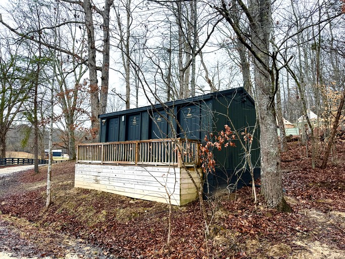 Safari Tents (United States of America, Stanton, Kentucky)