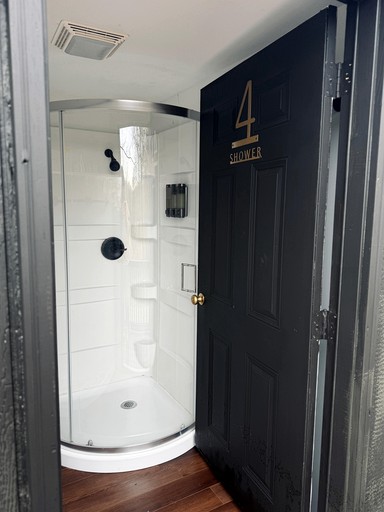 Safari Tents (United States of America, Stanton, Kentucky)