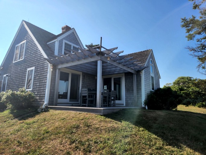 Peaceful Ocean-View Cottage on a Family Farm with Patio on Block Island, Rhode Island