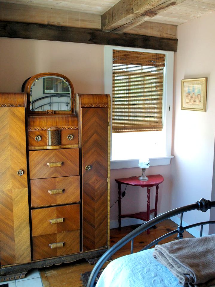 Peaceful Ocean-View Cottage on a Family Farm with Patio on Block Island, Rhode Island