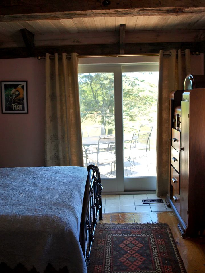 Peaceful Ocean-View Cottage on a Family Farm with Patio on Block Island, Rhode Island