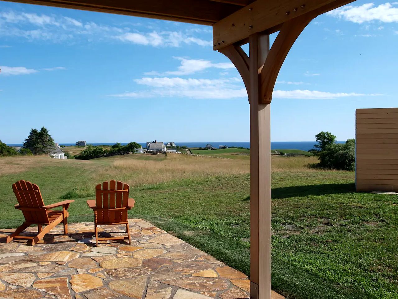 Charming Farmstay Cottage with Vineyard and Ocean Breezes on Block Island, Rhode Island