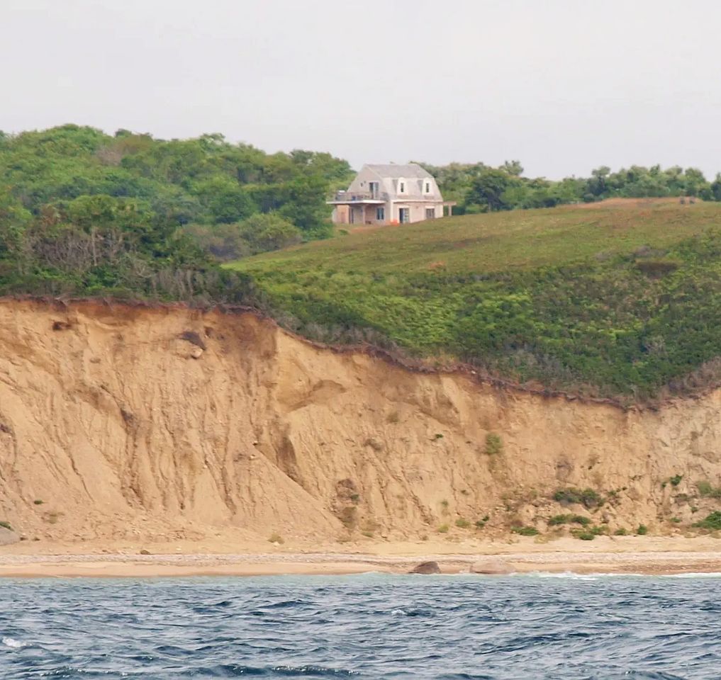 Charming Farmstay Cottage with Vineyard and Ocean Breezes on Block Island, Rhode Island