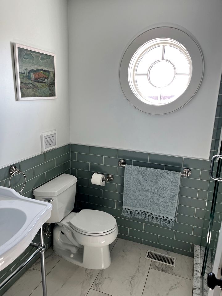 Charming Farmstay Cottage with Vineyard and Ocean Breezes on Block Island, Rhode Island