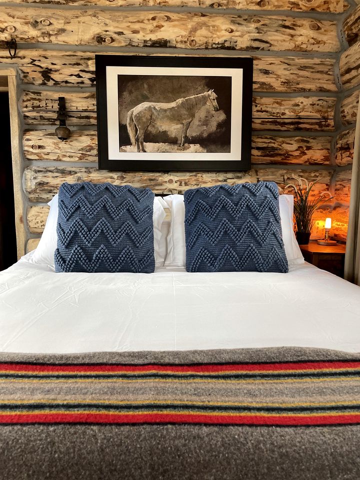 Serene Western Cabin with 23 Private Acres & Stargazing Near Zion National Park, Mount Carmel, Utah