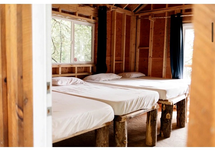 Cabins (Canada, Roseneath, Ontario)