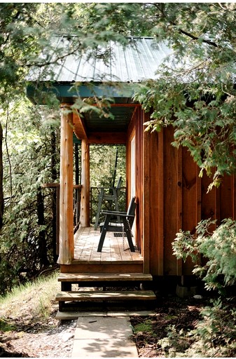 Cabins (Canada, Roseneath, Ontario)