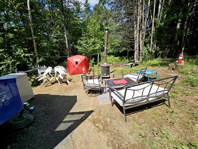 Cabins (Canada, --, Quebec)