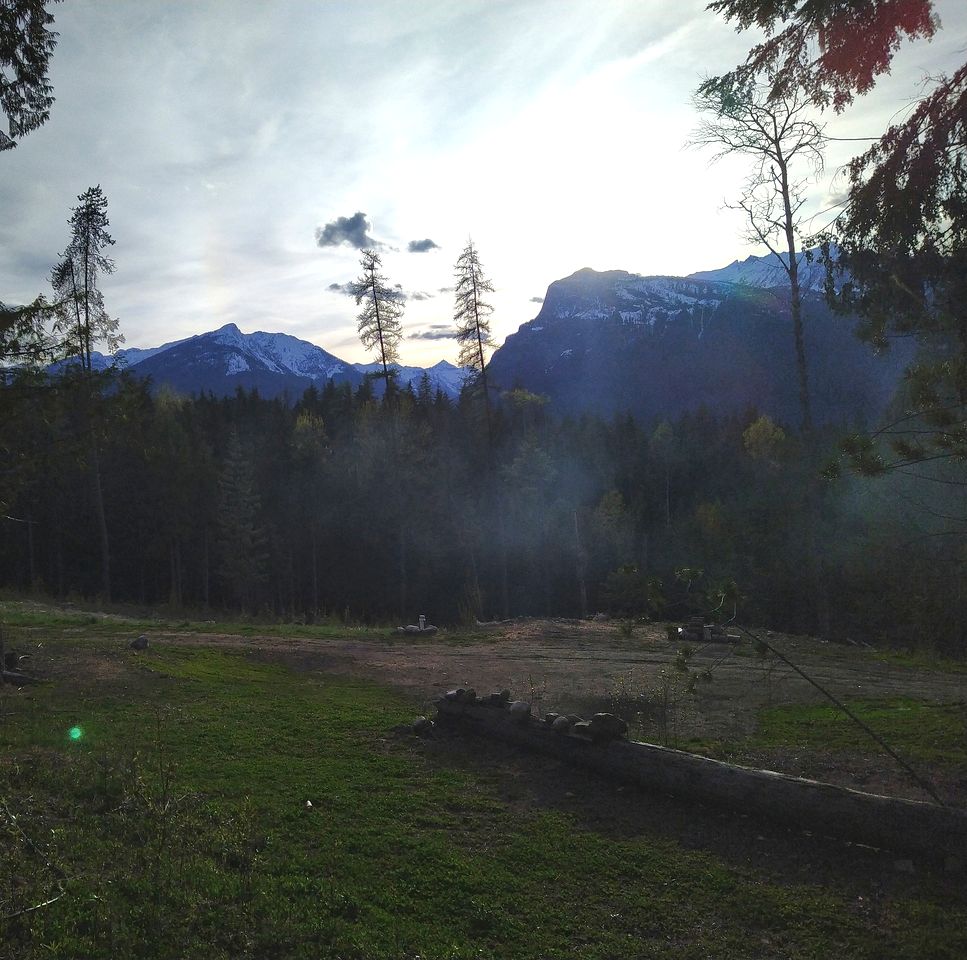 Rustic Mountain Glamping Hideaway with Lake & Trail Adventures Nearby in British Columbia, Canada