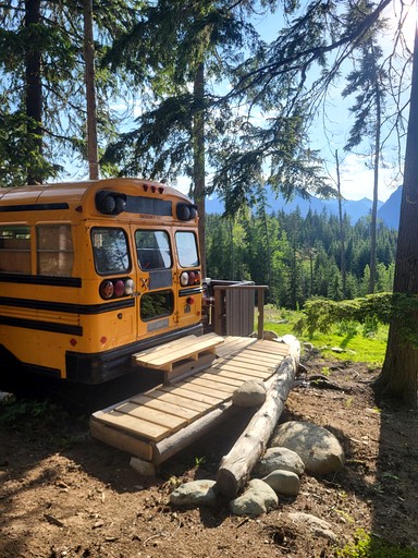 Cabins (Canada, Silverton, British Columbia)
