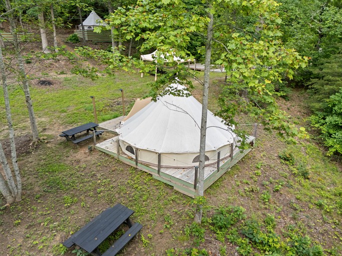 Safari Tents (United States of America, Stanton, Kentucky)