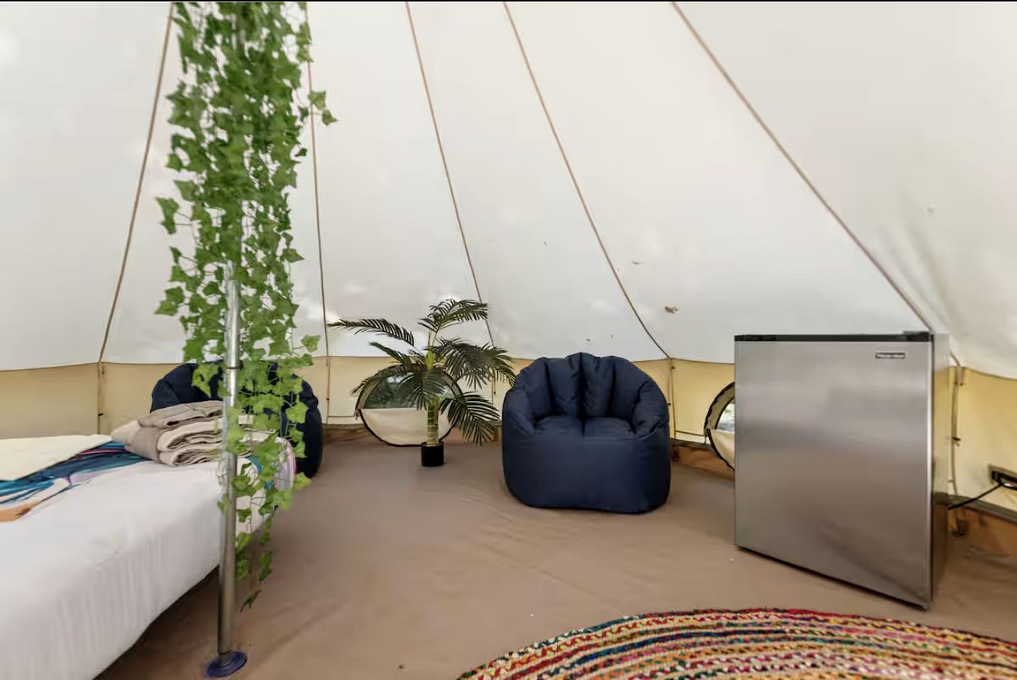 Tucked-Away Forest Retreat with Hot Tub & Comfort Touches in Stanton, Kentucky