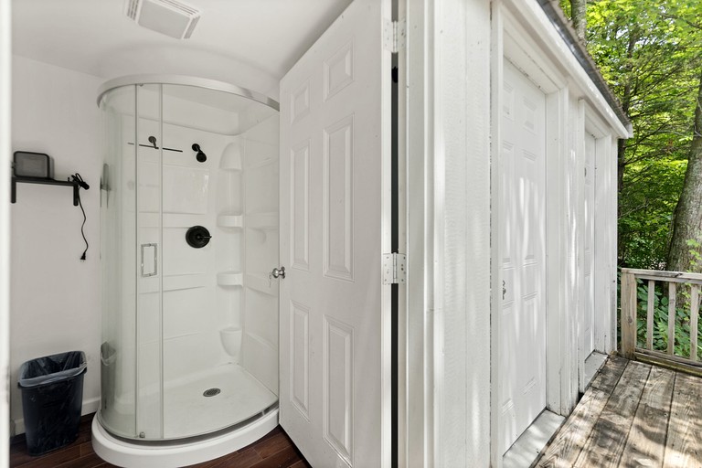 Safari Tents (United States of America, Stanton, Kentucky)