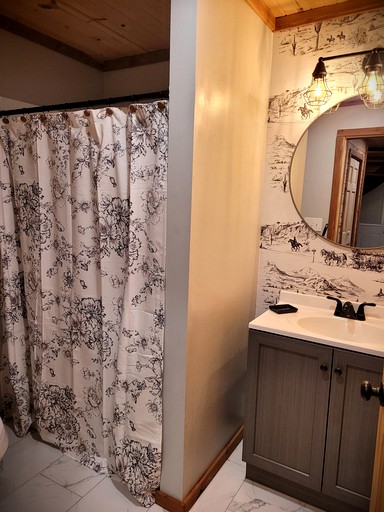 Cabins (United States of America, Steelville, Missouri)