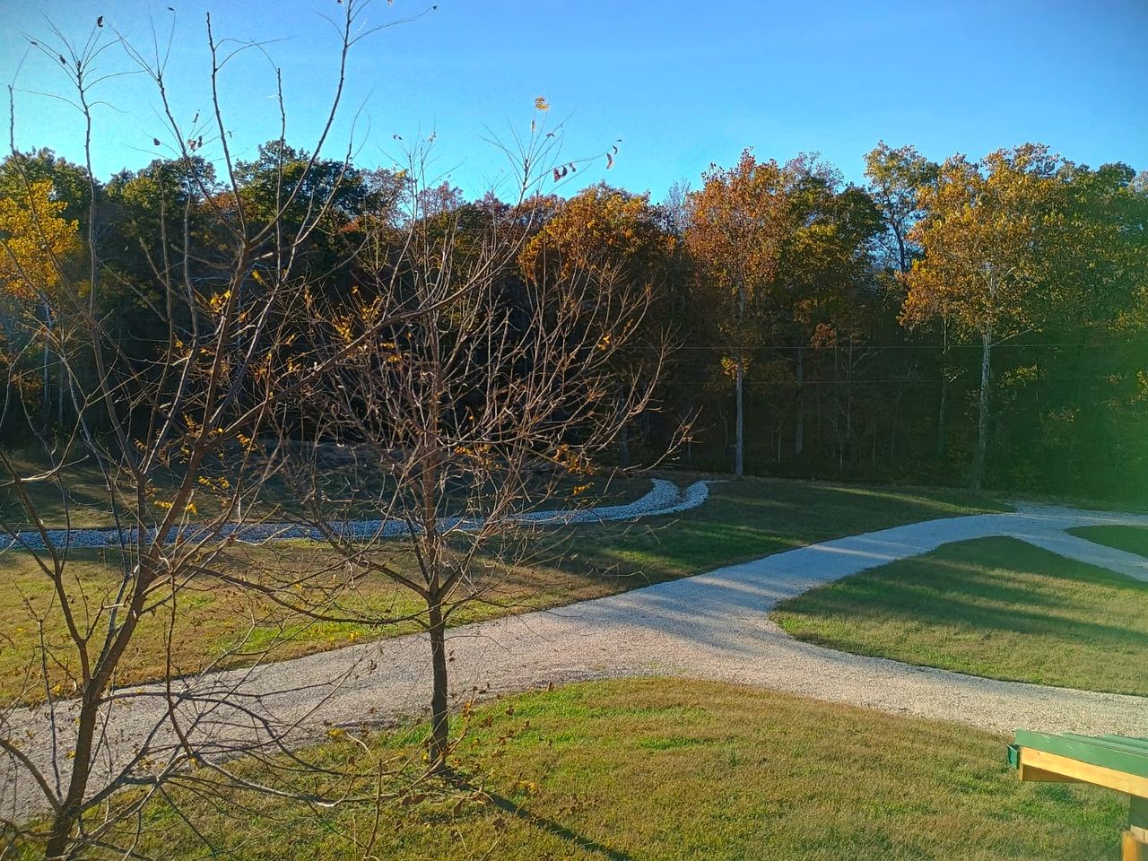 Peaceful Woodland Cabin with Balcony & Starry Nights in Steelville, Missouri