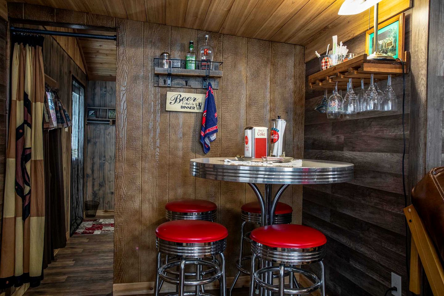 Peaceful Waterfront Retreat with Private Riverfront & Wildlife Views in Medina, Texas