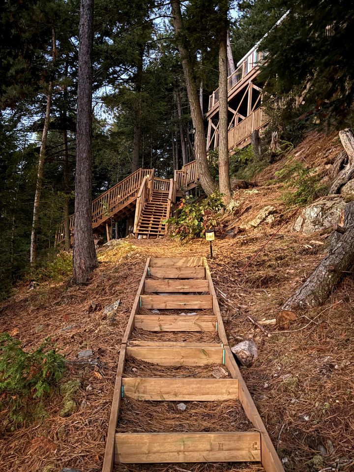Off-Grid Lakeside Cottage with Stunning Sunset Views in Ontario, Canada