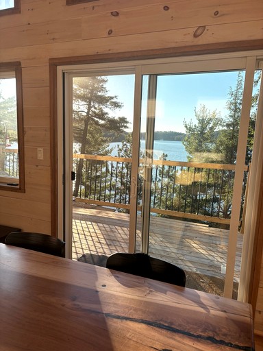 Cabins (Canada, Dorset, Ontario)