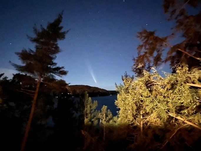 Cabins (Canada, Dorset, Ontario)