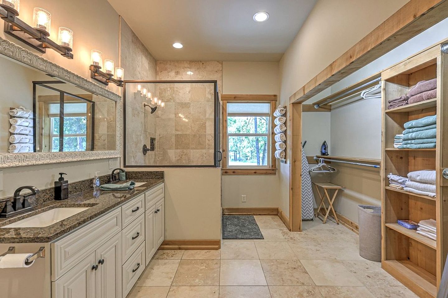 Rustic Countryside Barn with Horse Boarding & Pastures near Nashville, Lebanon, Tennessee