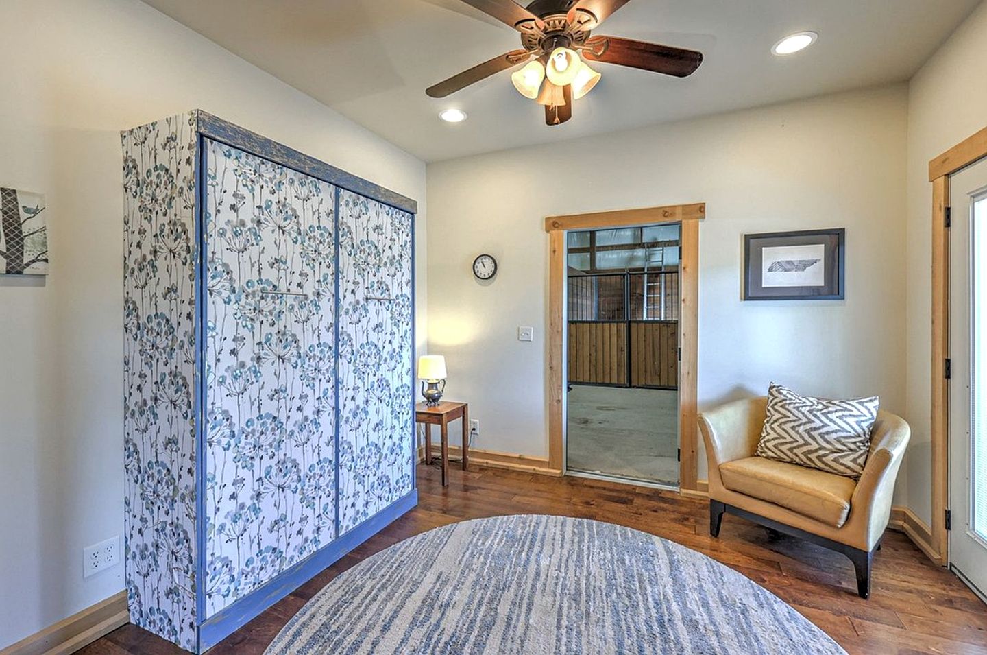 Rustic Countryside Barn with Horse Boarding & Pastures near Nashville, Lebanon, Tennessee