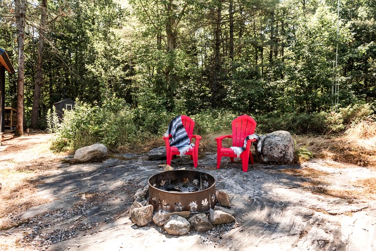 Cottages (Canada, Gravenhurst, Ontario)