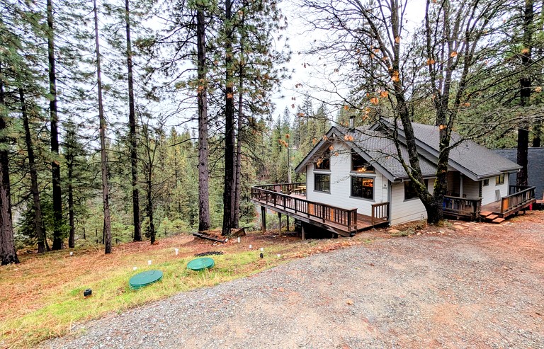 Cabins (United States of America, Arnold, California)