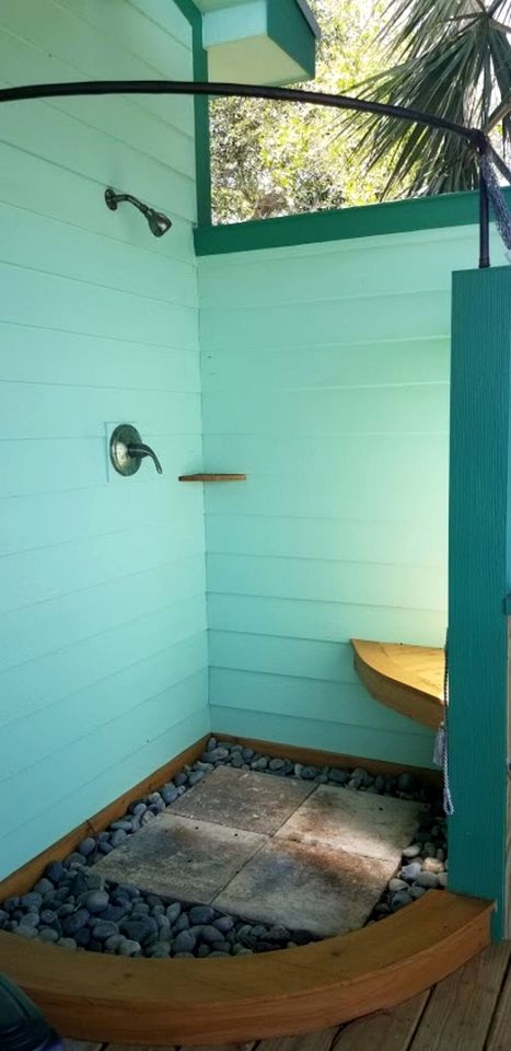 Beautiful Waterfront Cottage for a Peaceful Romantic Escape in Micco, Florida