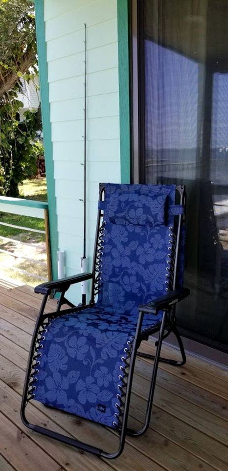 Beautiful Waterfront Cottage for a Peaceful Romantic Escape in Micco, Florida