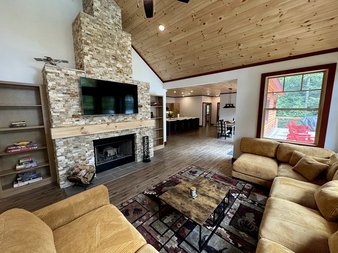 Designer Rentals (United States of America, Lake Placid, New York)