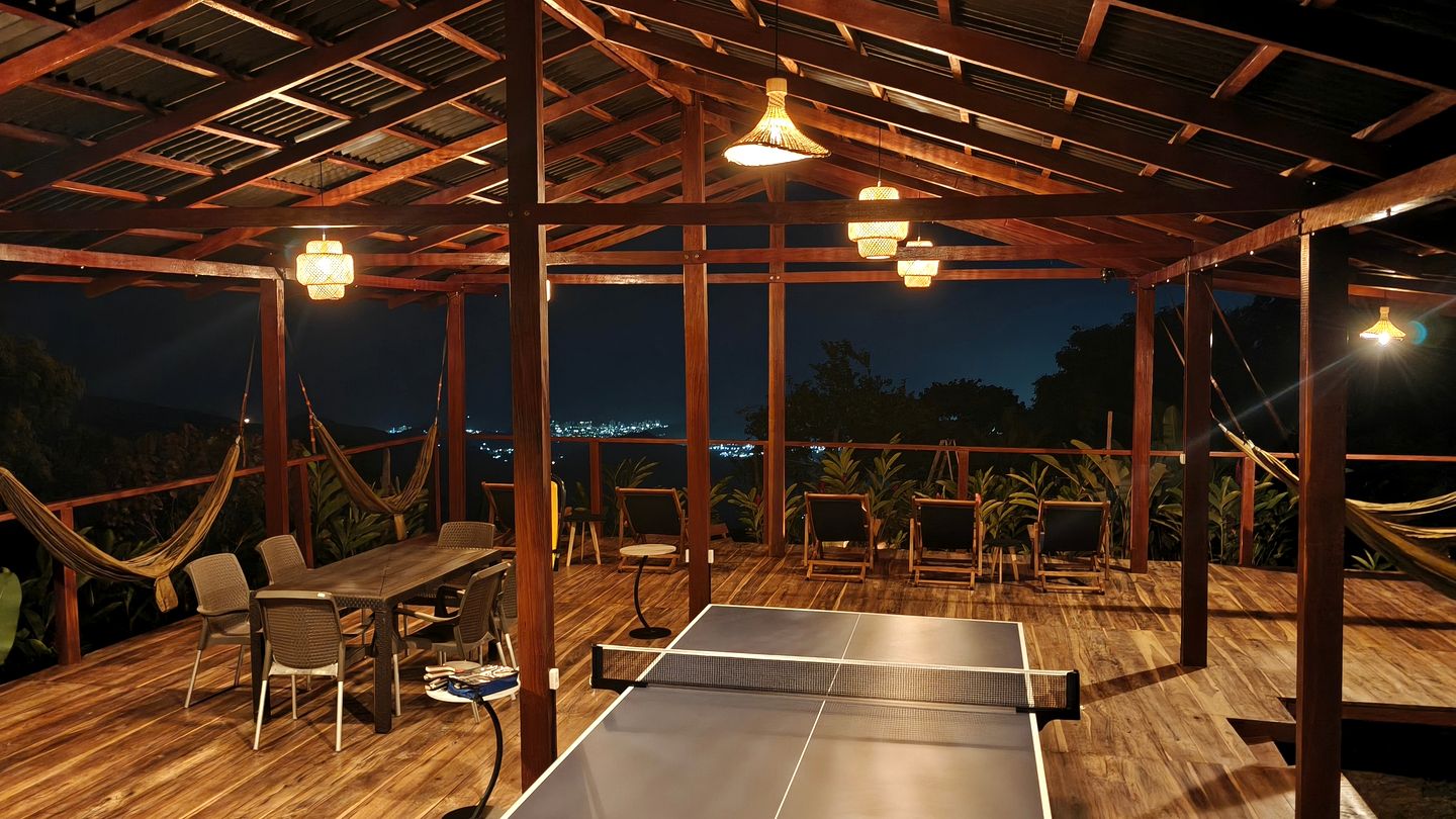 Serene Eco-Lodge with Organic Coffee Farm & Mountain Views near Minca, Sierra Nevada de Santa Marta