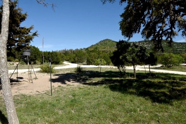 Cabins (United States of America, --, --)