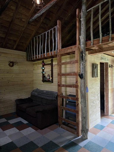 Cabins (United States of America, --, New York)