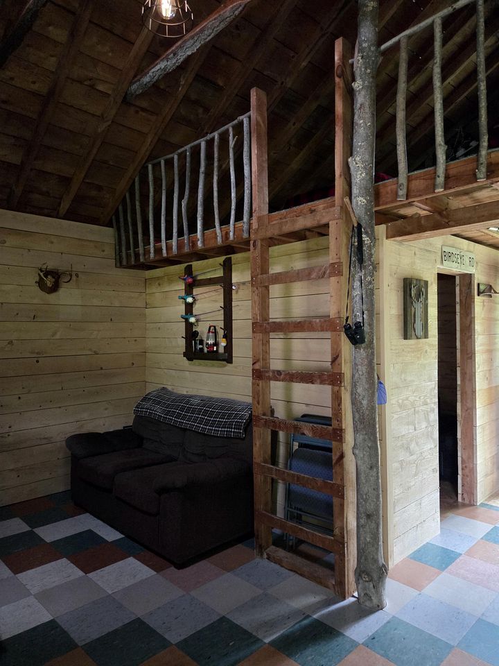 Peaceful Woodland Retreat with Private Pond & Total Privacy in Glen Aubrey, New York