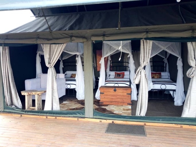 Safari Tents (Tanzania, Arusha, Arusha Region)